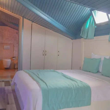 فندق Cunda Rota 3*