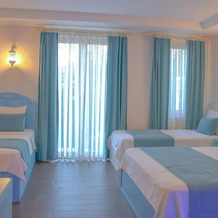 Cunda Rota فندق 3*